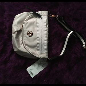 Lululemon festival bag